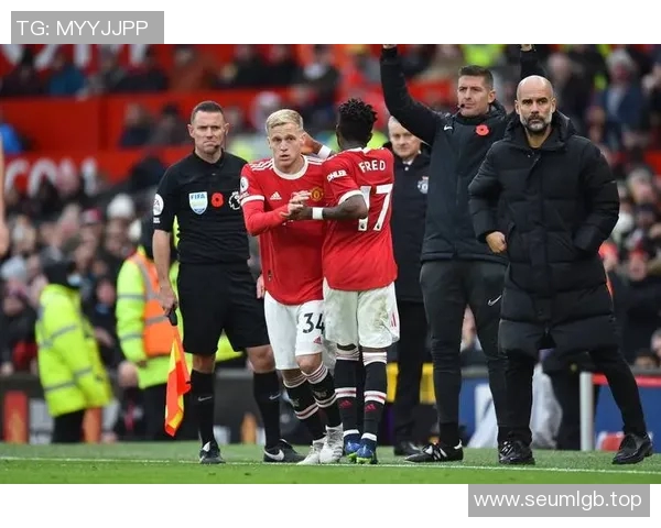 足球转会传闻：曼联欲引进中场大将？